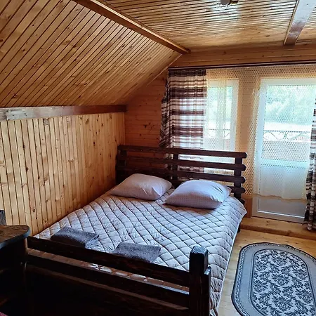 Lodge сузір'я